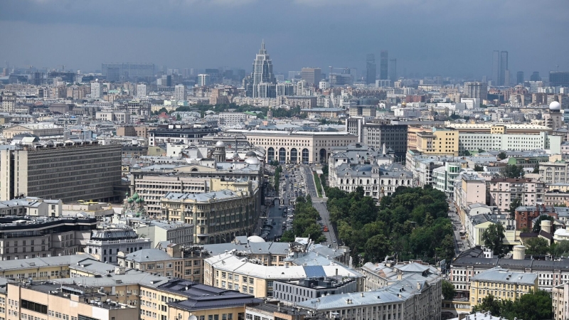 Эксперты: рынок жилья Москвы адаптируется к реалиям и держит цены