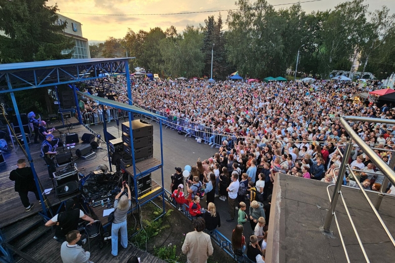 Сергей Тимохин поздравил жителей Луховиц с 67-летием города